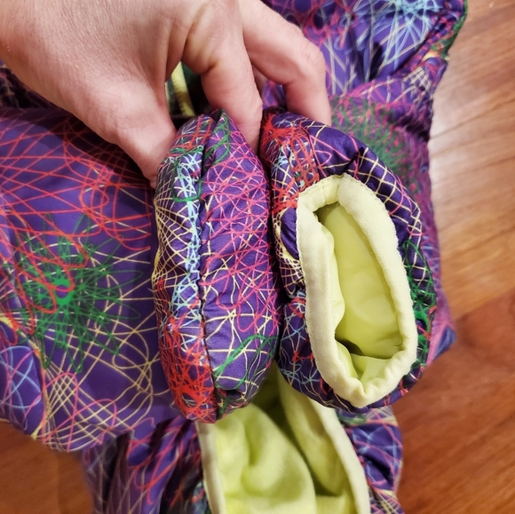 6 Months Old Columbia Snow Suit - Picture 4 of 5